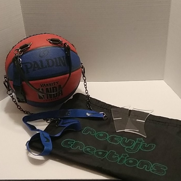 NWT LIMITED EDITION HANDMADE RED & BLUE Basketball Purse 🏀 - Picture 9 of 16